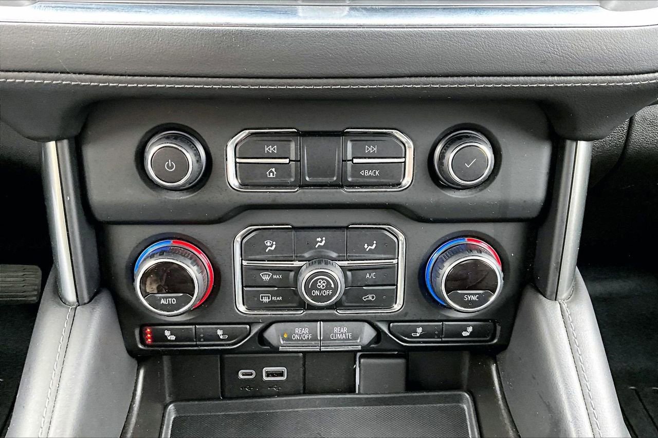 Used 2021 Chevrolet Tahoe Z71 w/ Luxury Package image 18