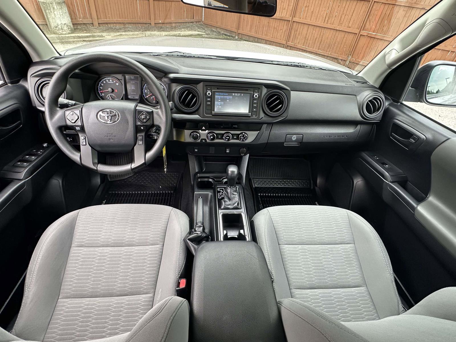 Used 2018 Toyota Tacoma SR image 2