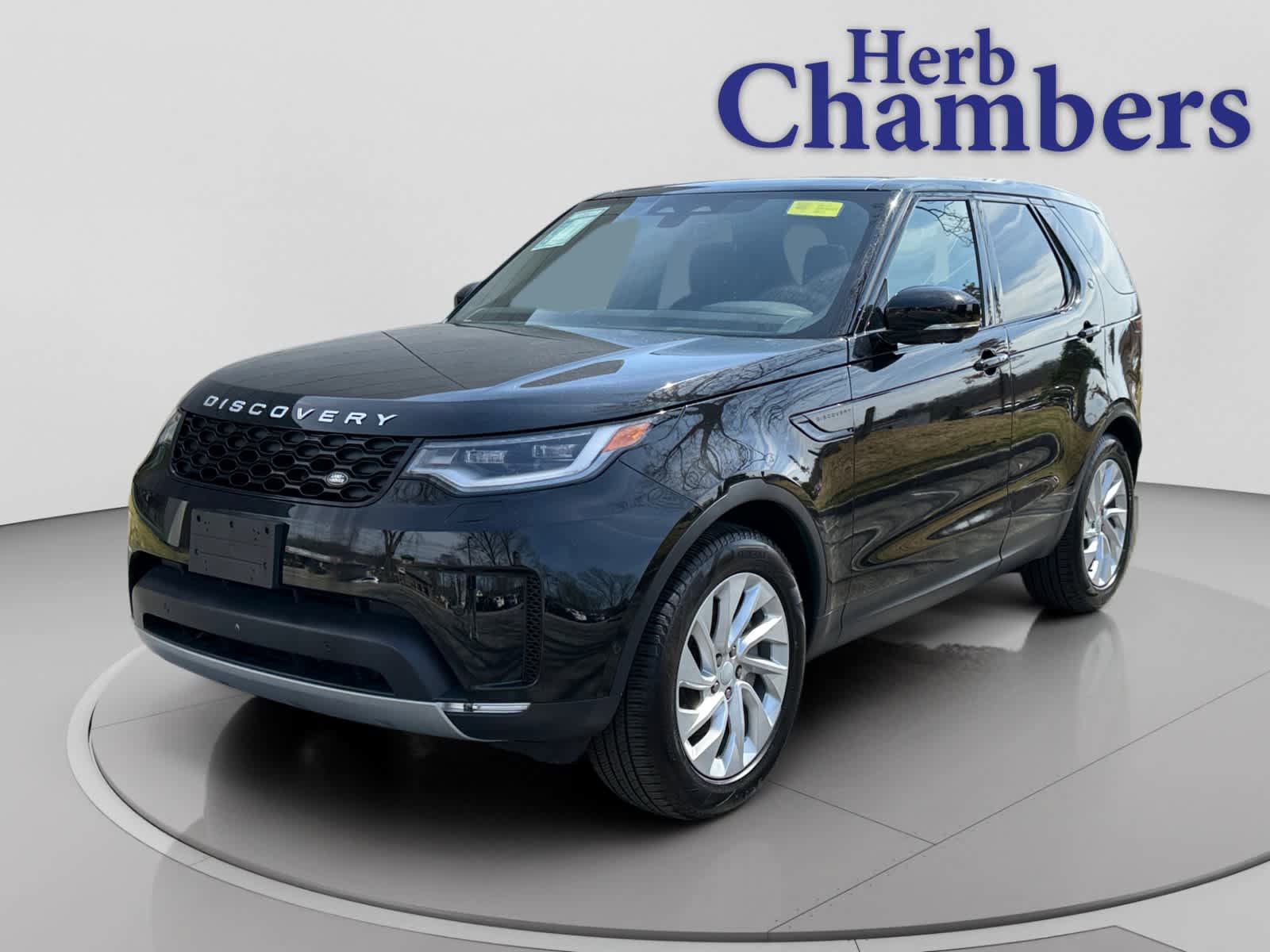 Used 2025 Land Rover Discovery S AWD/4WD video 1