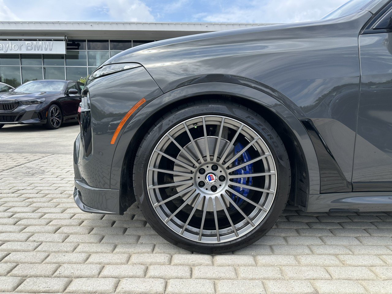 Used 2024 BMW ALPINA XB7 AWD/4WD image 7