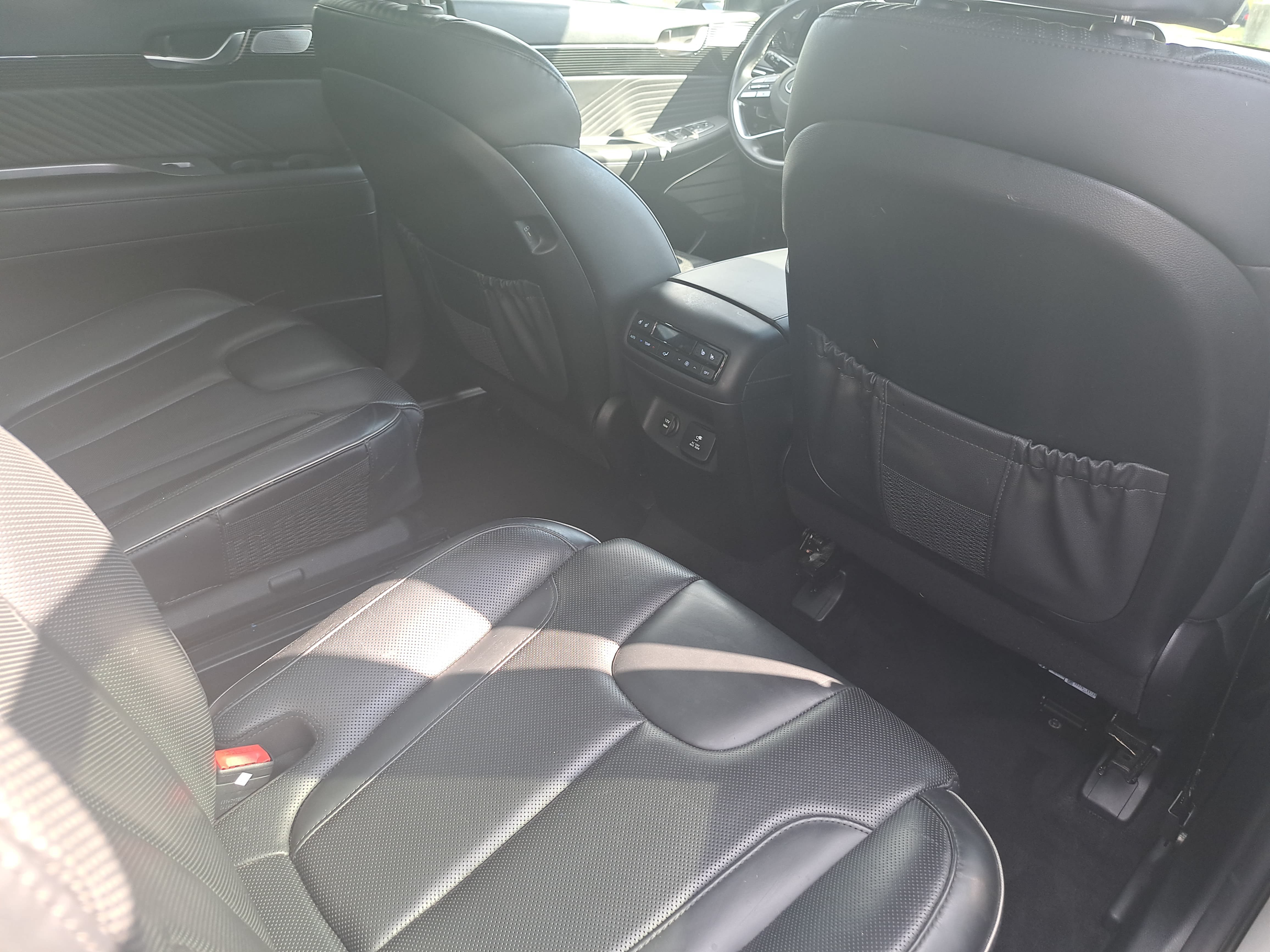 Used 2024 Hyundai Palisade Calligraphy FWD image 11