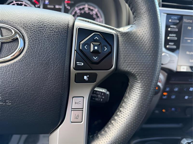 Used 2021 Toyota 4Runner Limited AWD/4WD image 44