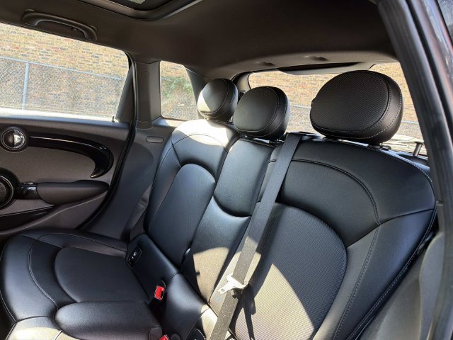 Used 2016 MINI Cooper S FWD image 25