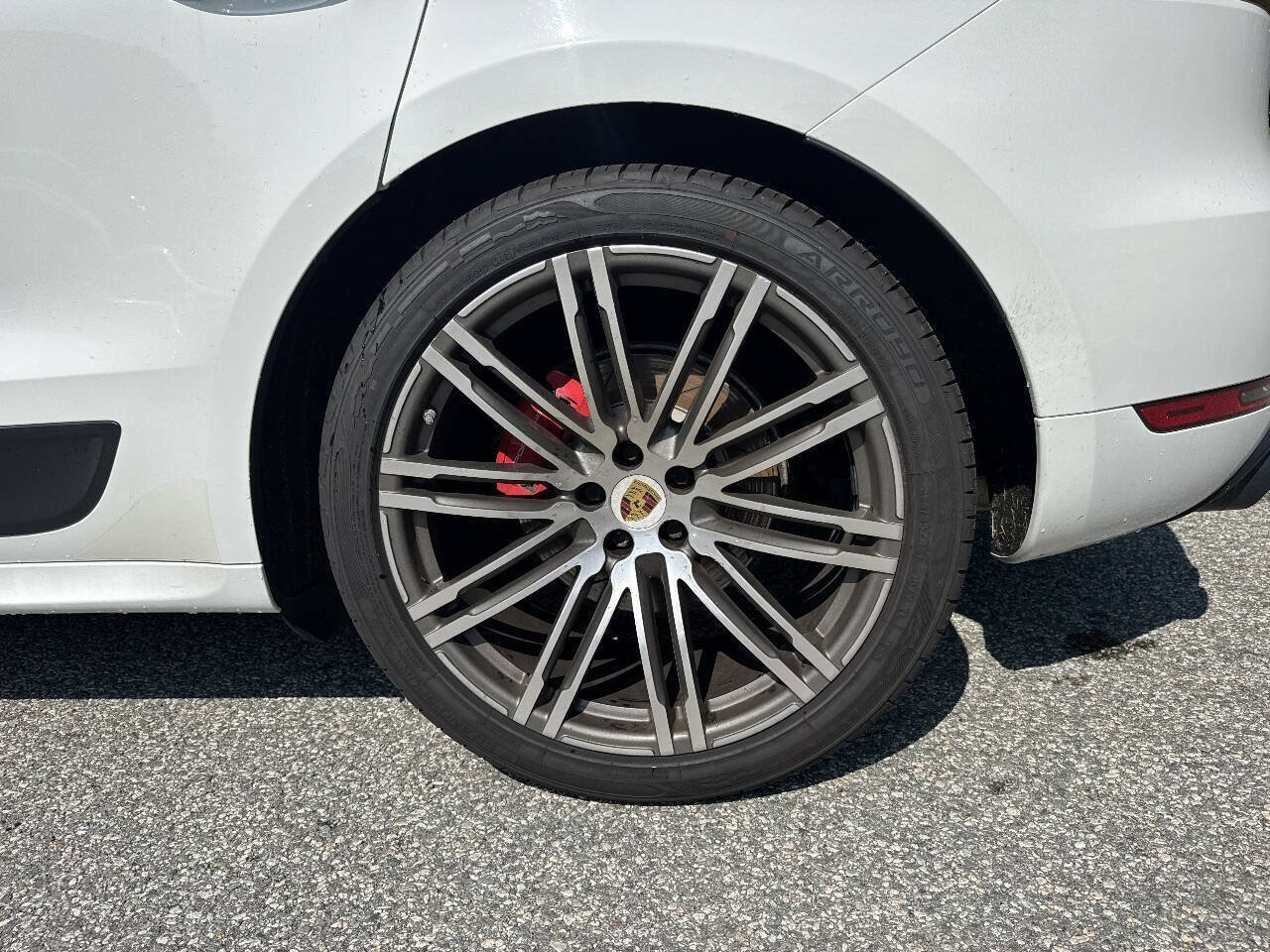 Used 2017 Porsche Macan GTS AWD/4WD image 22