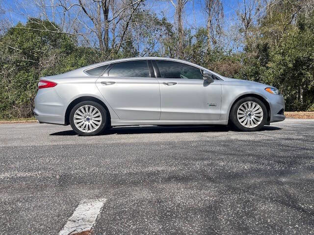 Used 2015 Ford Fusion Energi SE image 4