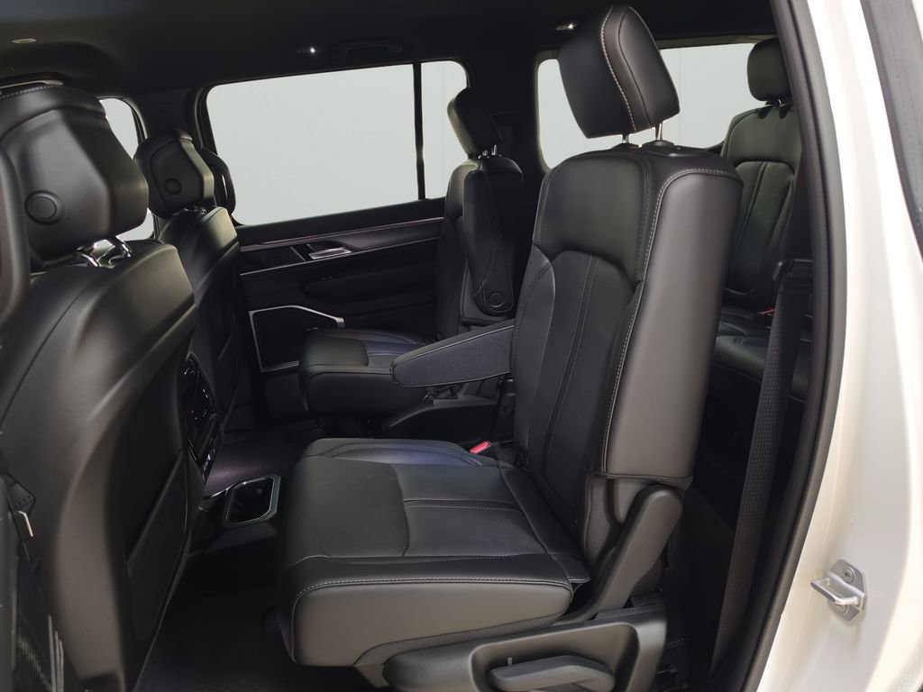 New 2026 Jeep Grand Wagoneer 4WD image 14