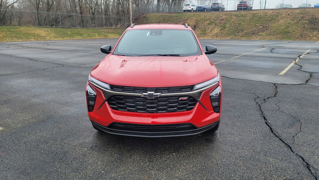 New 2026 Chevrolet Trax RS image 4