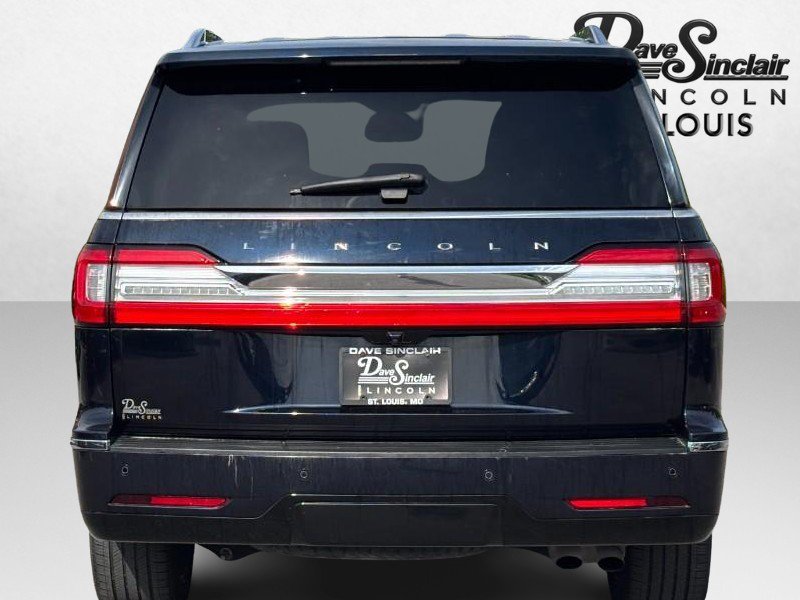 Used 2021 Lincoln Navigator Reserve w/ Luxury Package AWD/4WD image 6