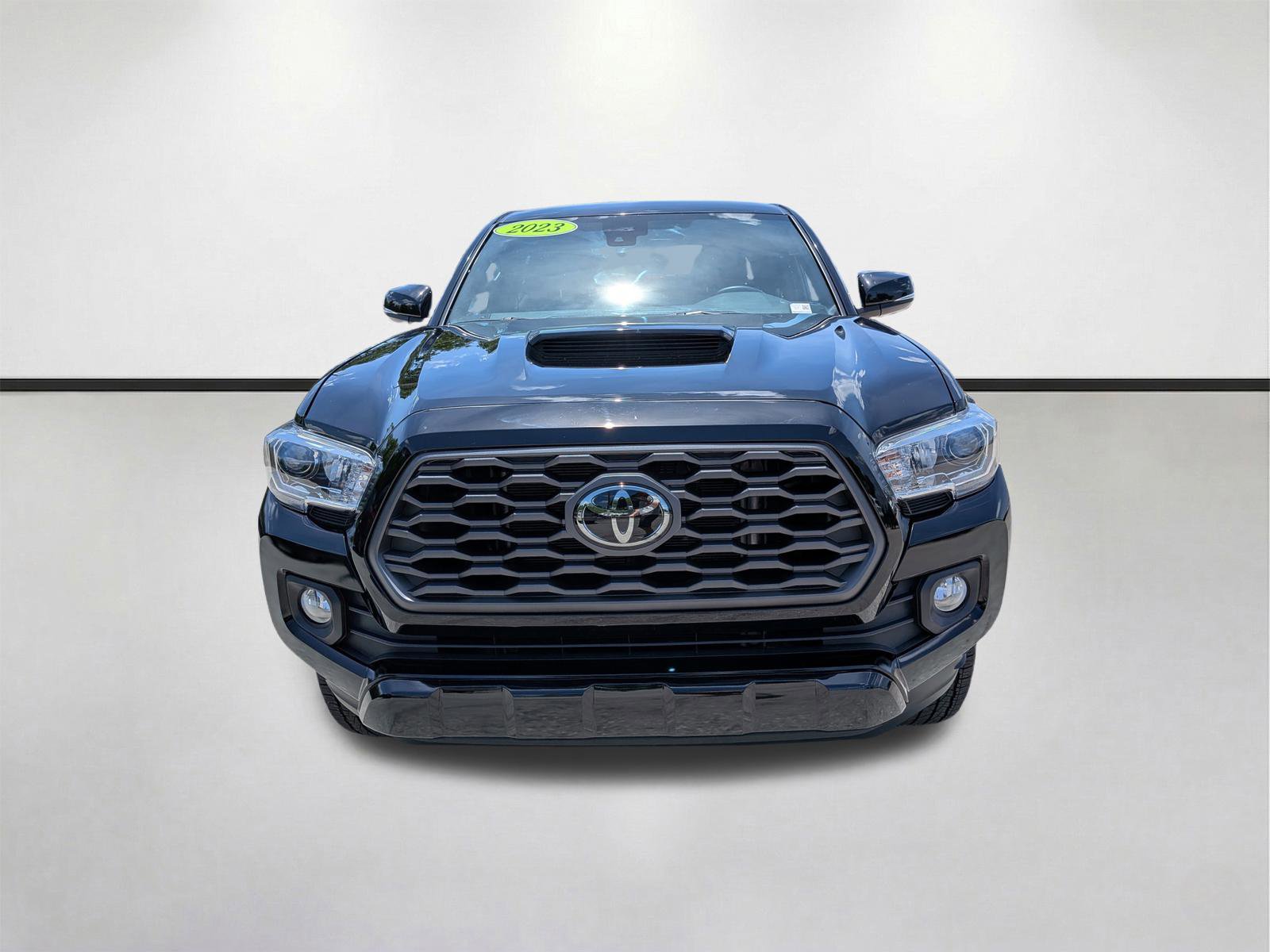 Used 2023 Toyota Tacoma TRD Sport RWD image 9