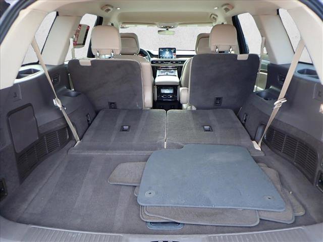 Used 2020 Lincoln Aviator Reserve w/ Elements Package Plus image 8