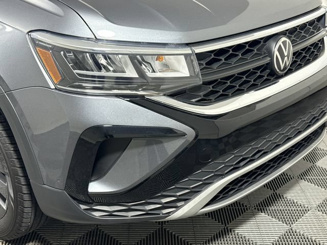 Used 2023 Volkswagen Taos S w/ Driver Assistance Package FWD image 12