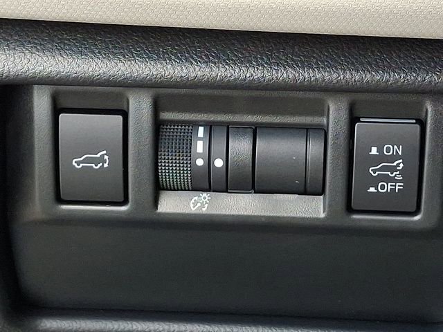 Certified 2025 Subaru Forester Premium image 25