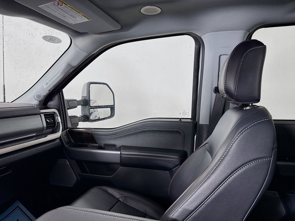 Used 2023 Ford F250 Lariat w/ Lariat Ultimate Package AWD/4WD image 26