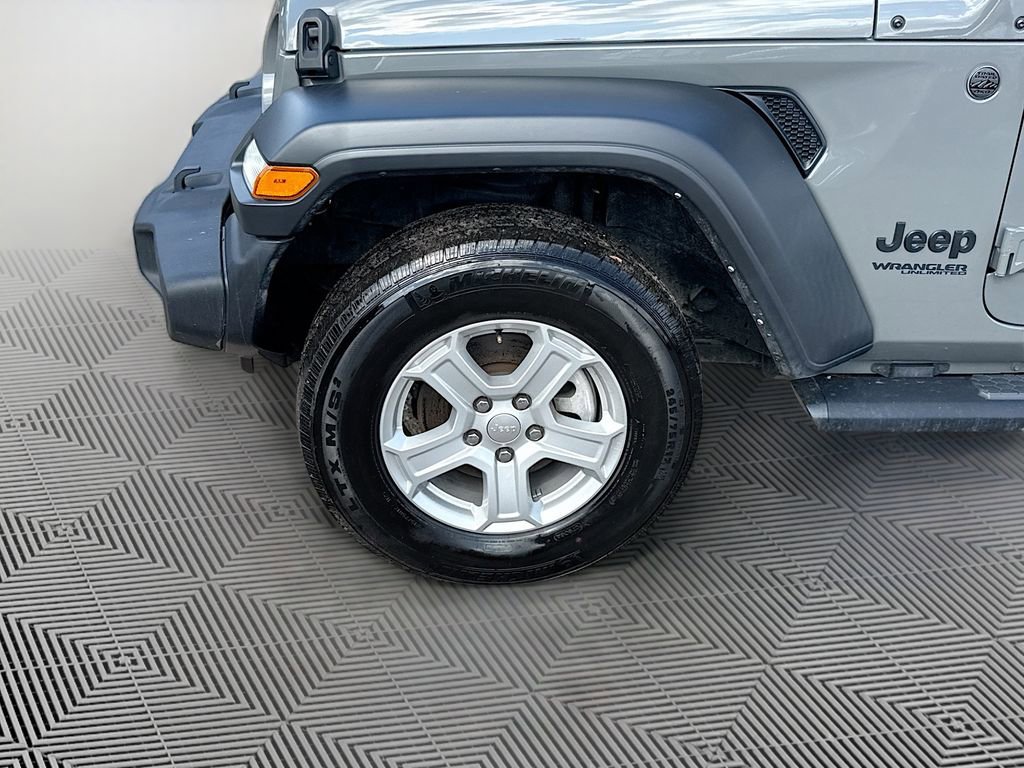 Used 2022 Jeep Wrangler Unlimited Sport AWD/4WD image 34