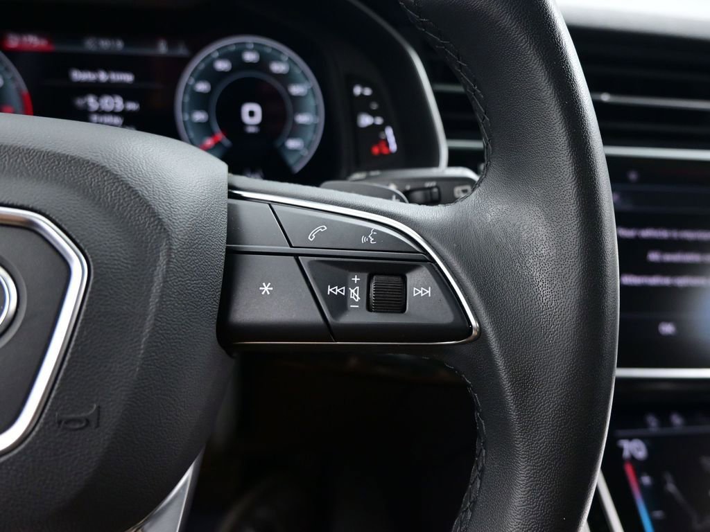 Used 2023 Audi Q7 3.0T Prestige w/ Prestige Package image 17