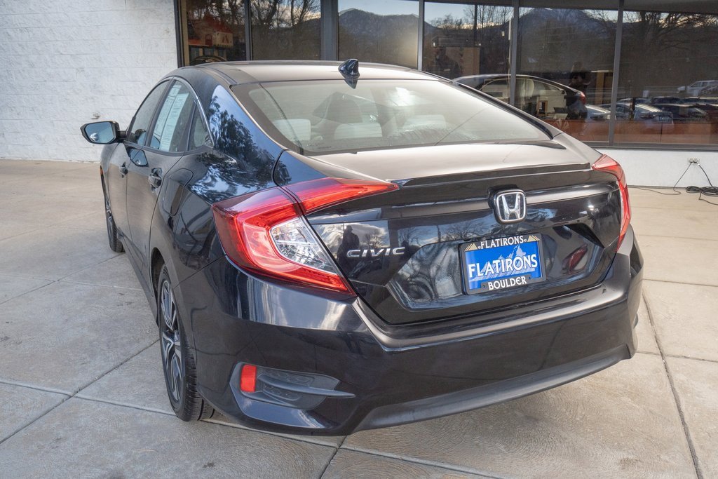 Used 2017 Honda Civic EX-T image 5