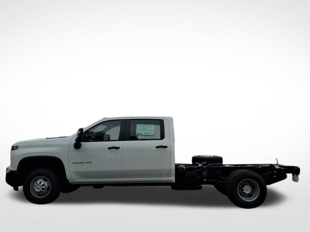 New 2026 Chevrolet Silverado 3500 W/T RWD image 7