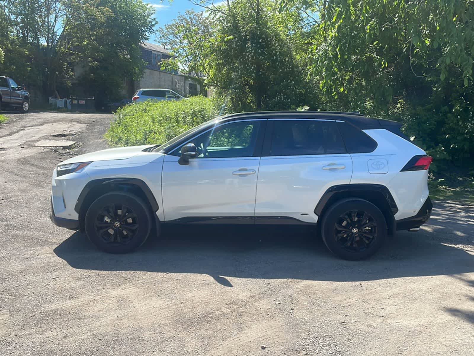 Used 2024 Toyota RAV4 XSE w/ Advanced Technology Package AWD/4WD image 5
