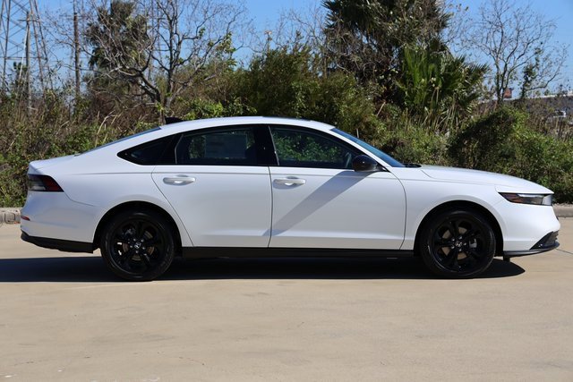 New 2025 Honda Accord SE image 4