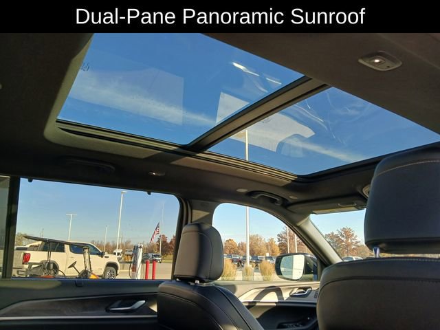 New 2025 Jeep Grand Cherokee L Limited w/ Luxury Tech Group II image 24