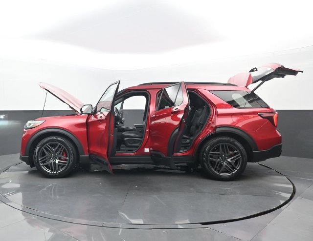 Used 2025 Ford Explorer ST-Line w/ Premium Package RWD image 35