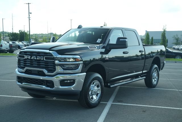 New 2026 RAM 2500 Tradesman AWD/4WD image 3