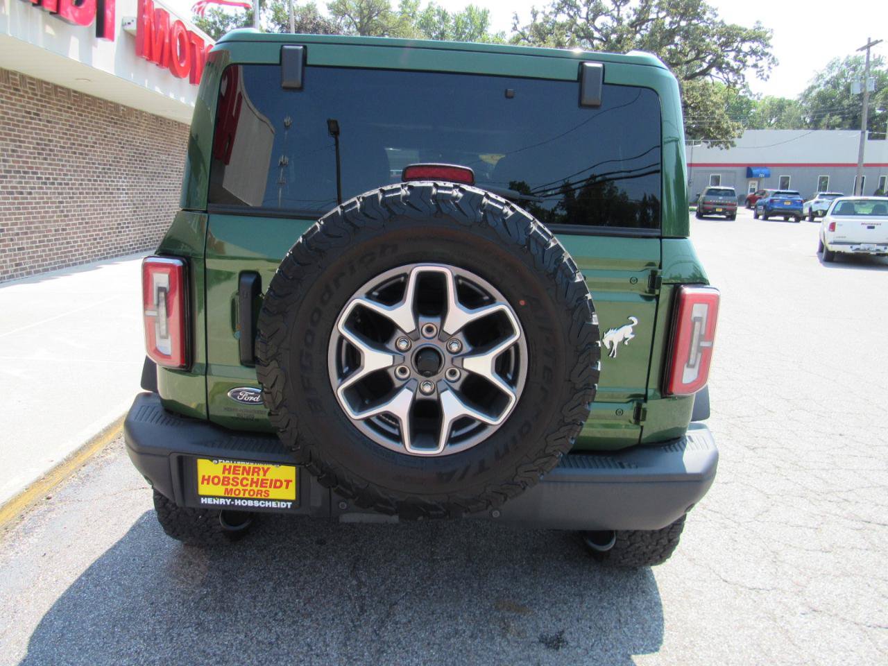 Used 2025 Ford Bronco Badlands AWD/4WD image 3