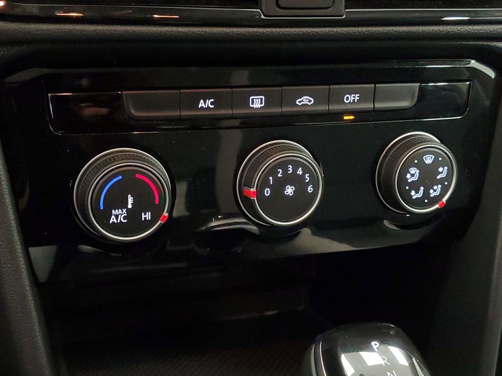 Used 2025 Volkswagen Taos S image 21