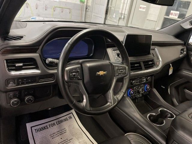 Used 2023 Chevrolet Suburban Premier image 22