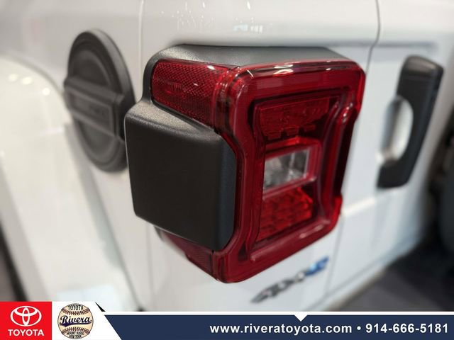 Used 2021 Jeep Wrangler Unlimited Sahara 4xe w/ Cold Weather Group image 10