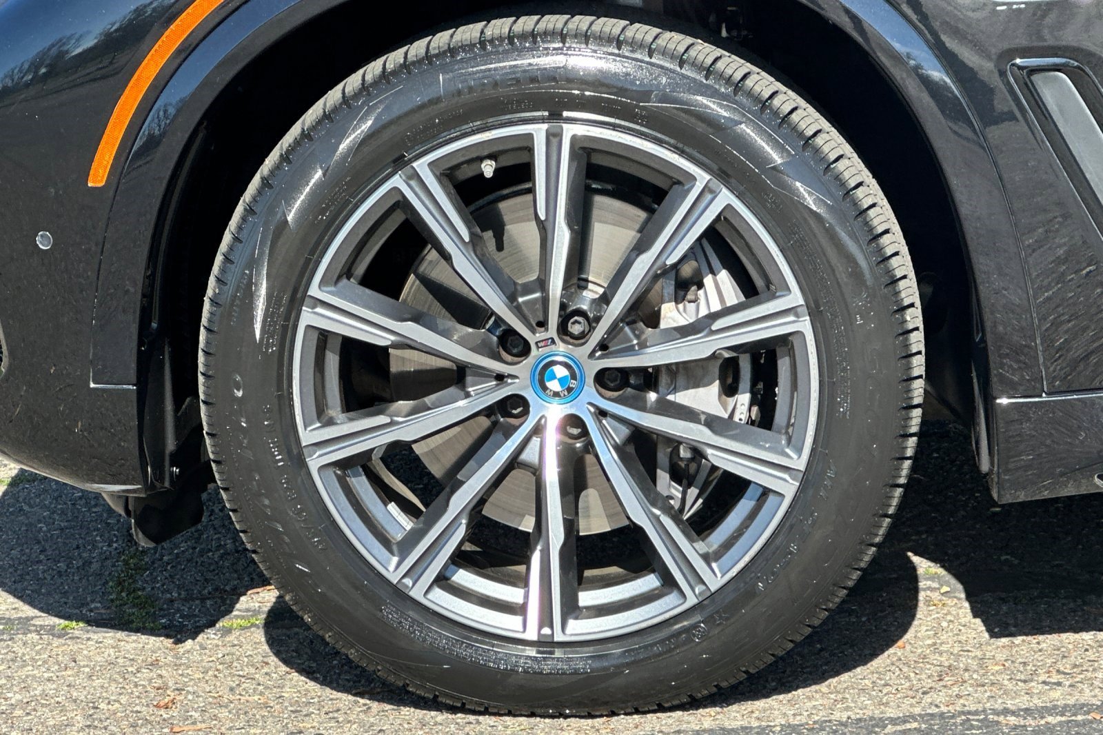 Used 2022 BMW X5 xDrive45e w/ M Sport Package image 37