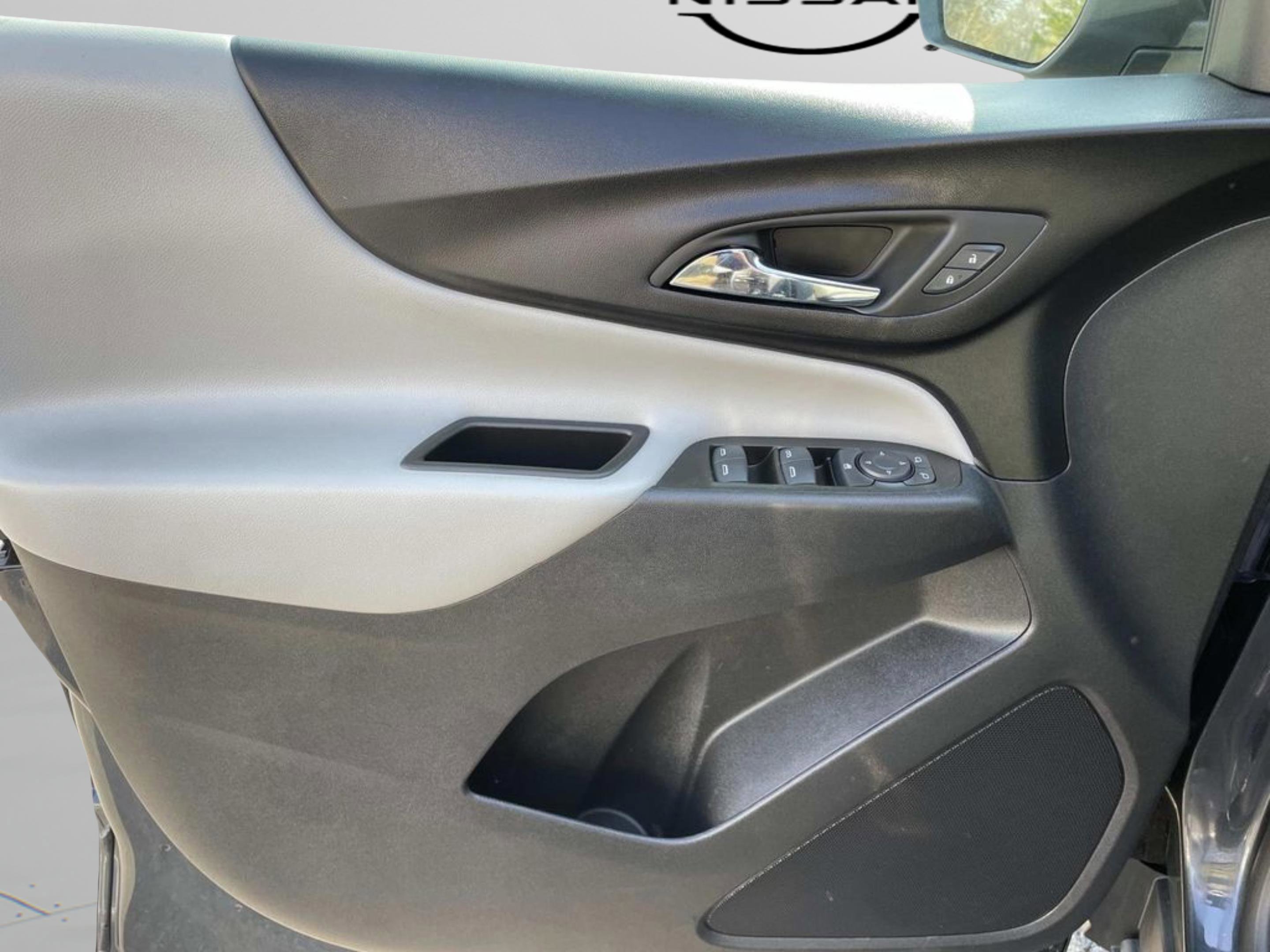 Used 2023 Chevrolet Equinox LT image 16