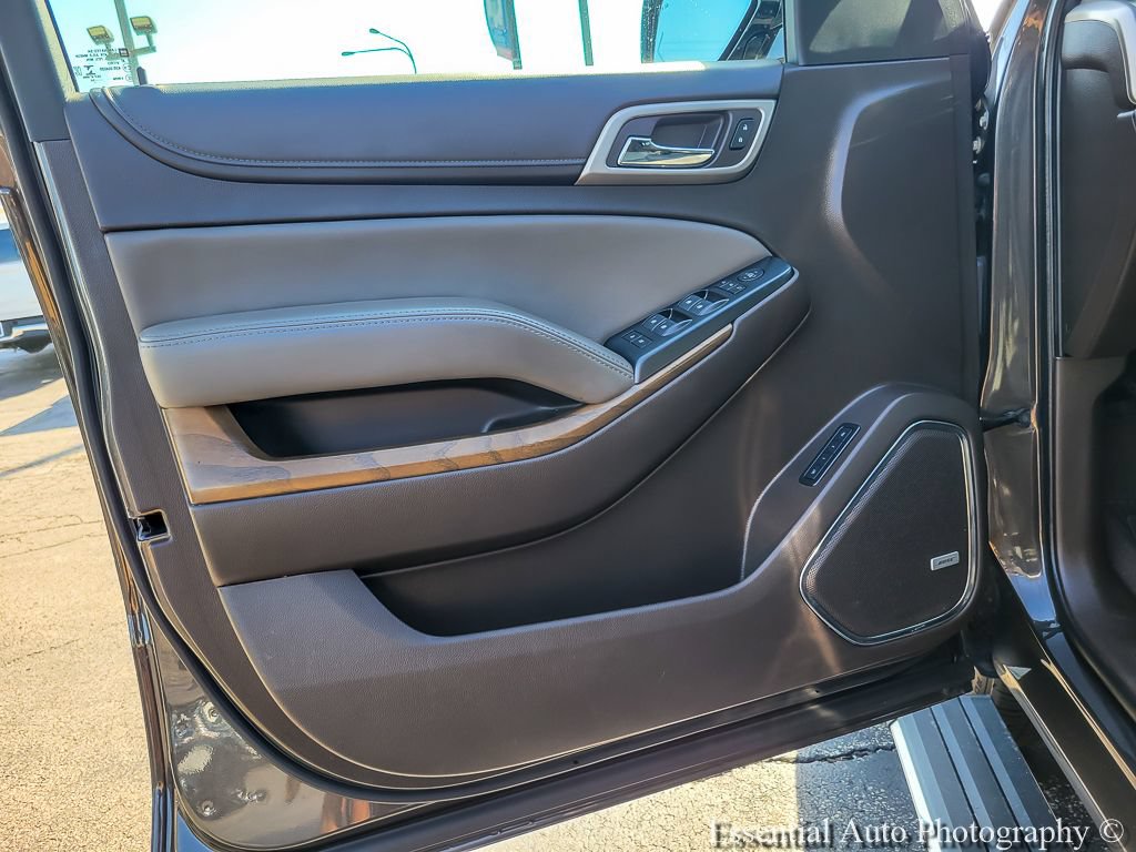 Certified 2020 GMC Yukon Denali w/ Denali Premium Package AWD/4WD image 18