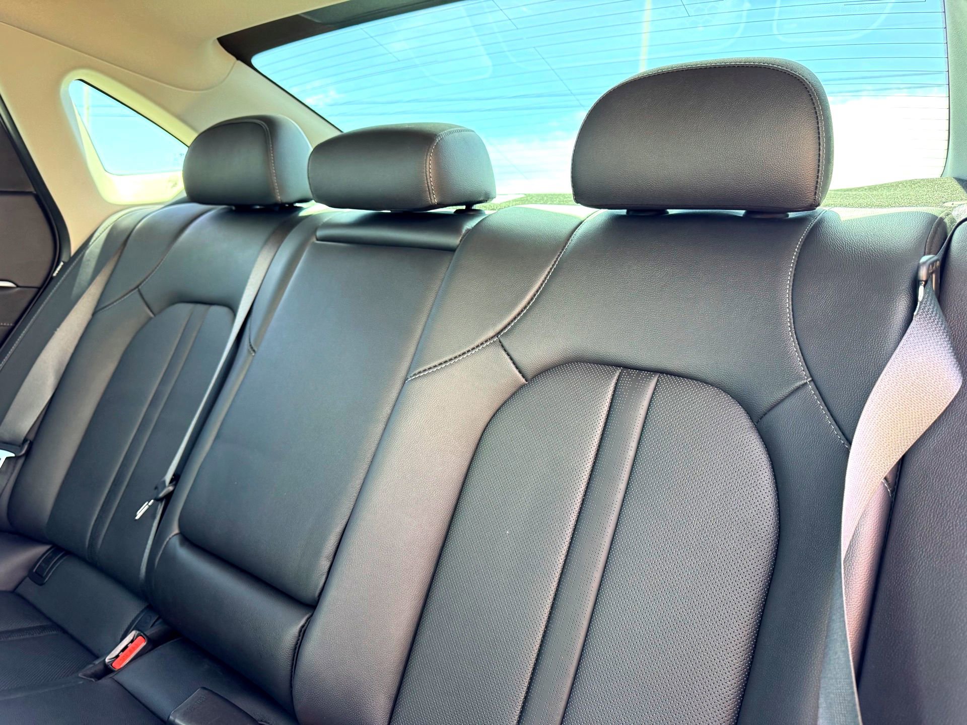 Used 2023 Hyundai Sonata Limited image 18