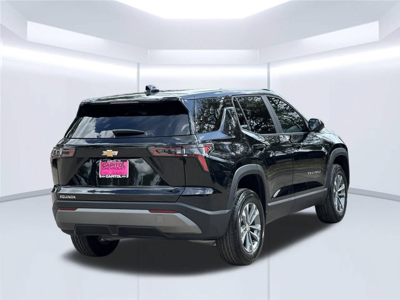 New 2027 Chevrolet Equinox LT FWD image 6