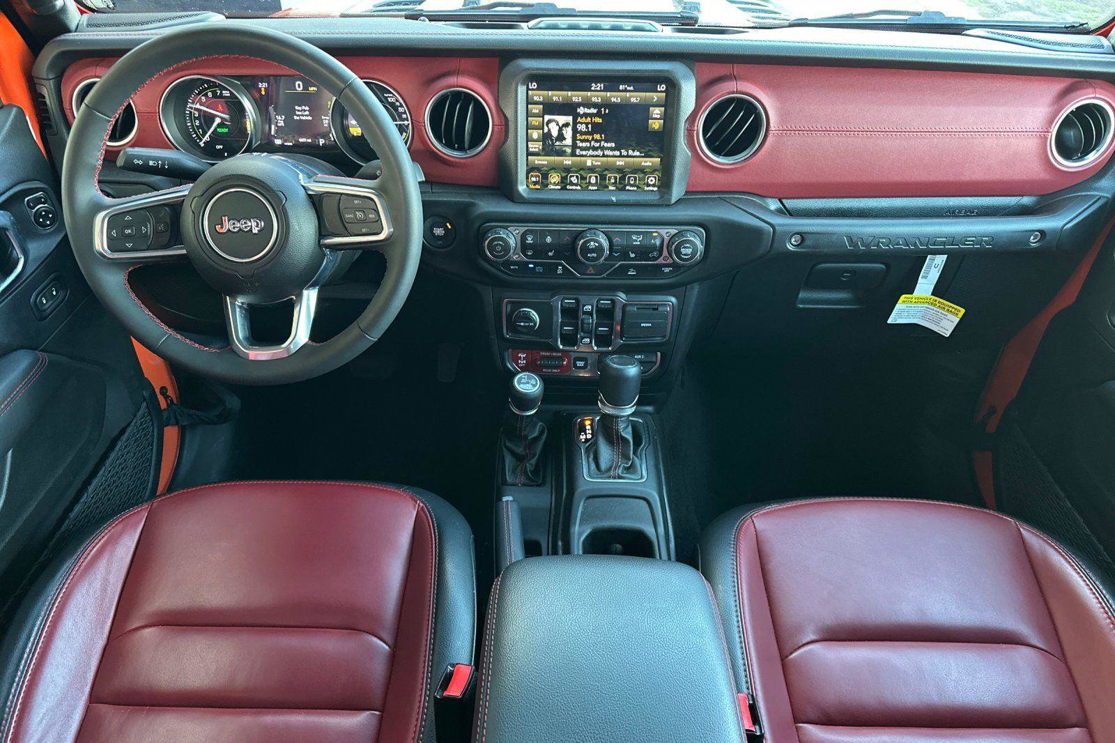 Used 2023 Jeep Wrangler Unlimited Rubicon 4xe image 14