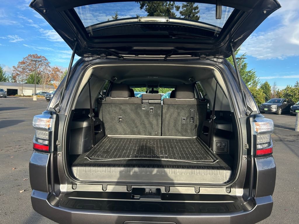 Used 2019 Toyota 4Runner SR5 Premium image 25