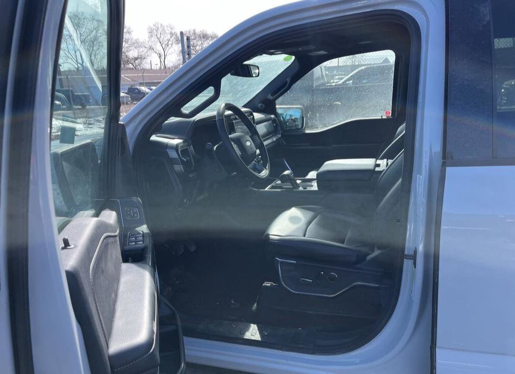 Used 2024 Ford F150 Lariat w/ Equipment Group 502A High image 9