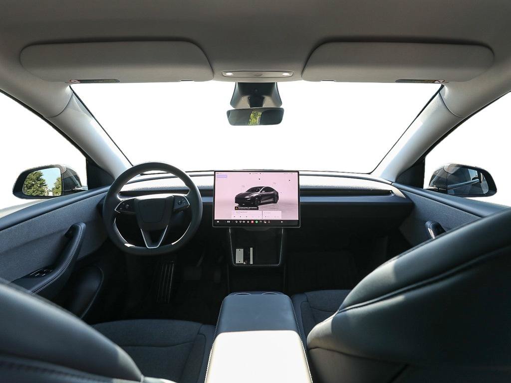 Used 2026 Tesla Model Y Long Range AWD/4WD image 24