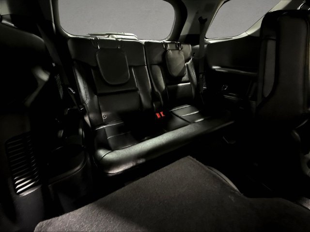 Used 2021 Ford Explorer Limited w/ Equipment Group 301A AWD/4WD image 30