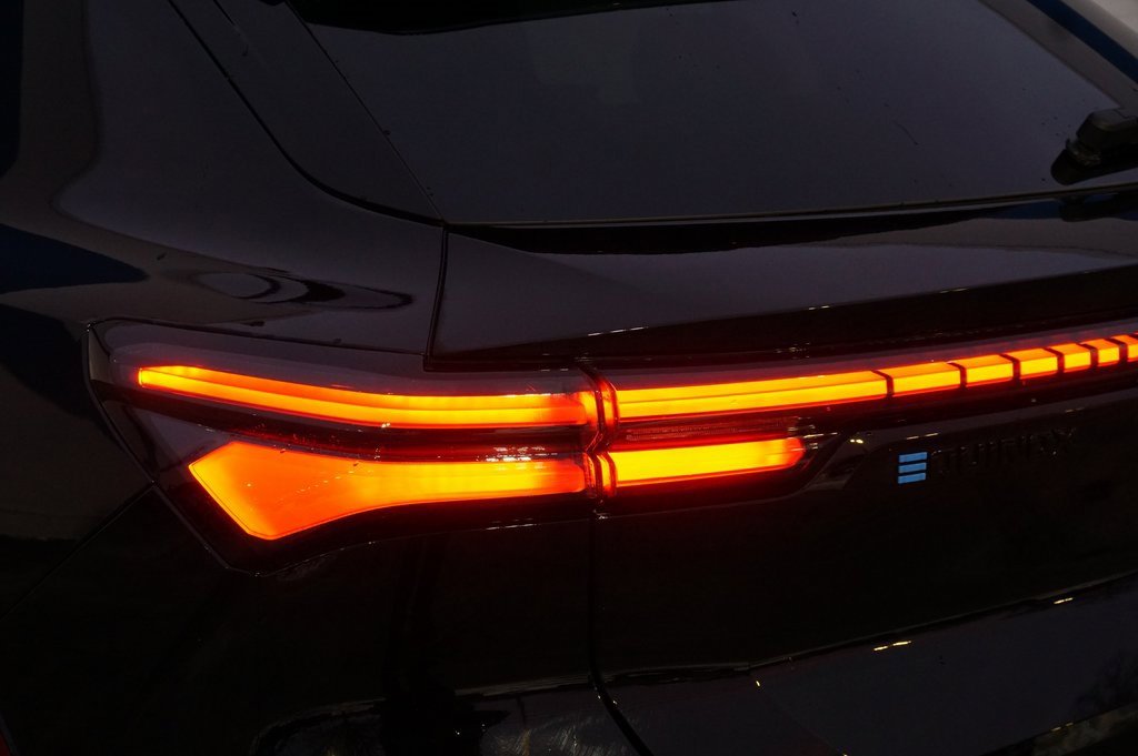 Used 2025 Chevrolet Equinox EV RS image 33