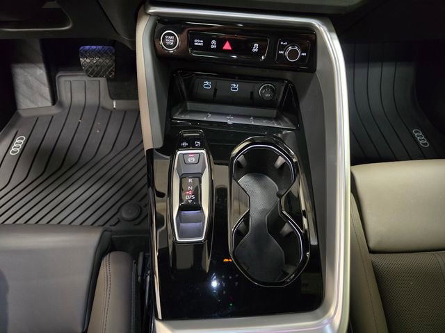 Used 2025 Audi Q5 Prestige image 18