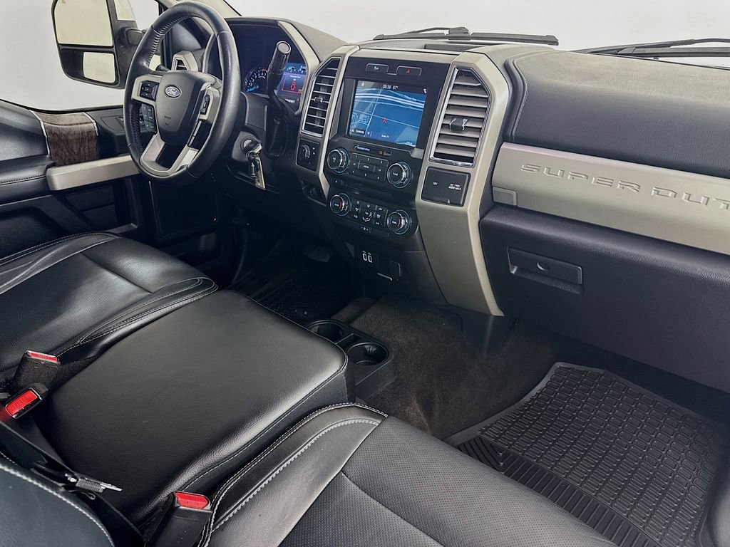 Used 2017 Ford F250 Lariat w/ Chrome Package image 36