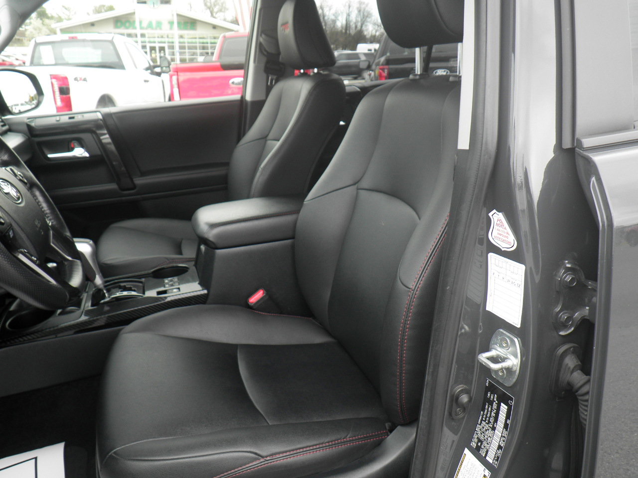 Used 2024 Toyota 4Runner TRD Off-Road Premium image 13