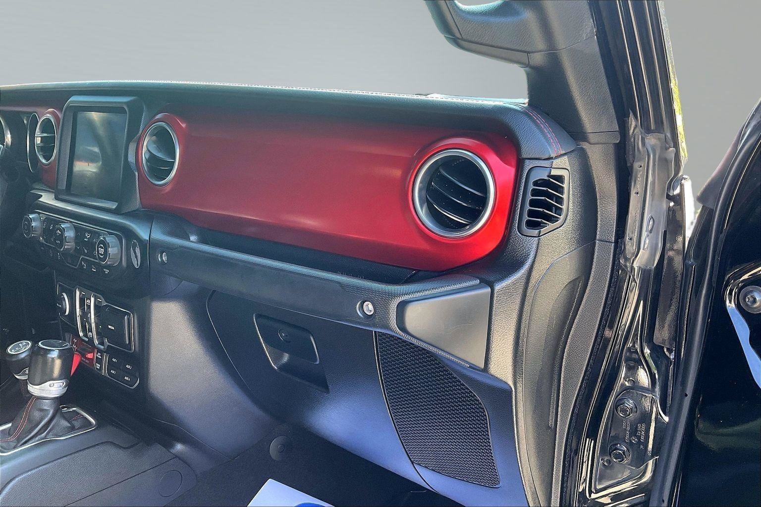 Used 2020 Jeep Gladiator Rubicon AWD/4WD image 16