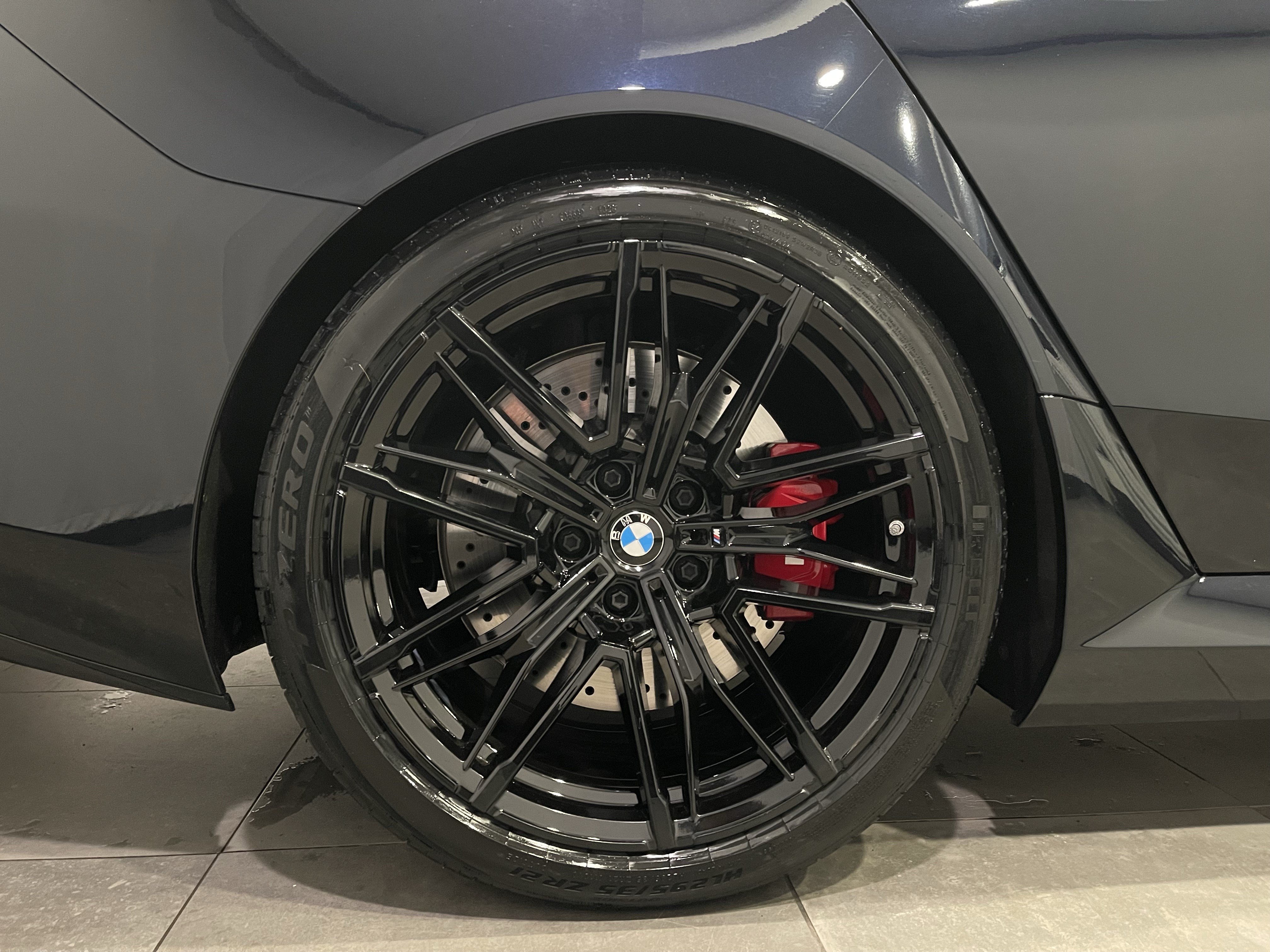 Certified 2025 BMW M5 w/ Executive Package AWD/4WD image 9