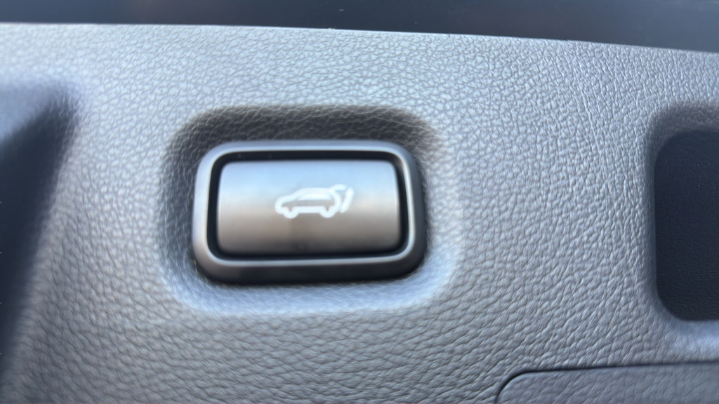 Used 2020 Hyundai Santa Fe SEL AWD/4WD image 14