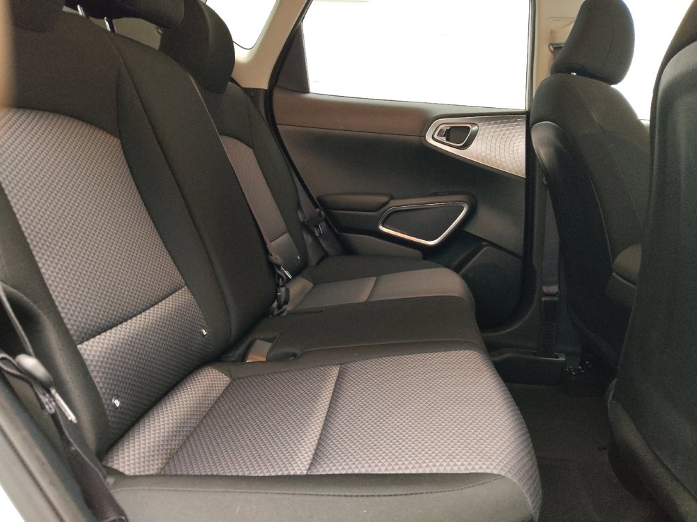 Used 2024 Kia Soul LX w/ Option Group 015 image 19