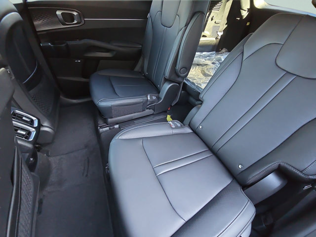 Used 2026 Kia Sorento EX w/ EX Premium Package FWD image 21