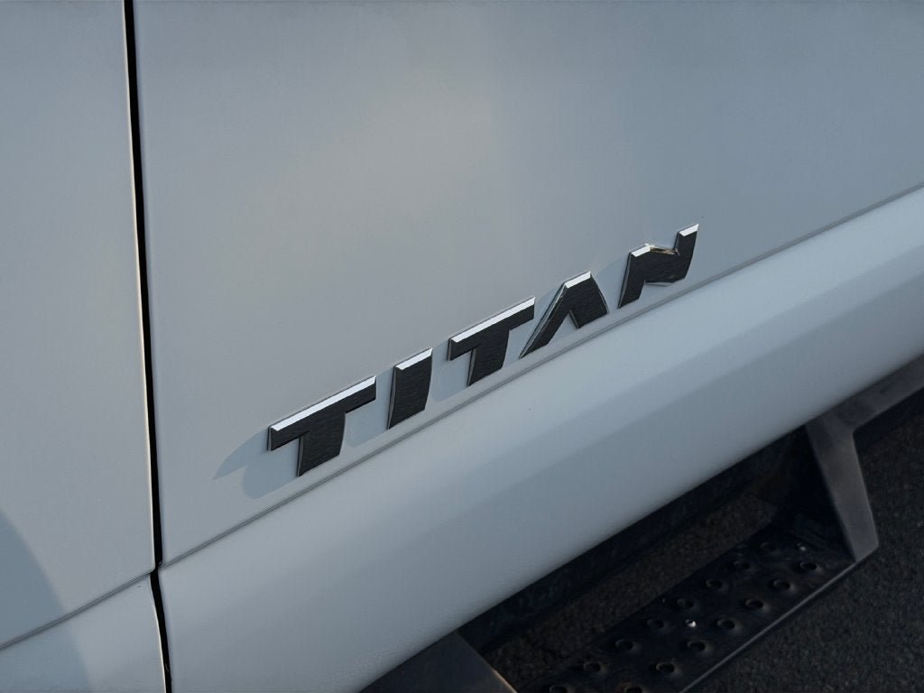 Used 2021 Nissan Titan SV w/ SV Convenience Package RWD image 35